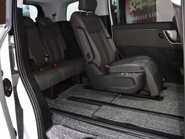 Maxus G70 — Фото автомобиля 9