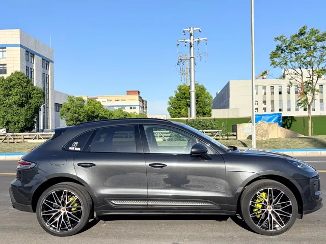 Porsche Macan — Фото автомобиля 4