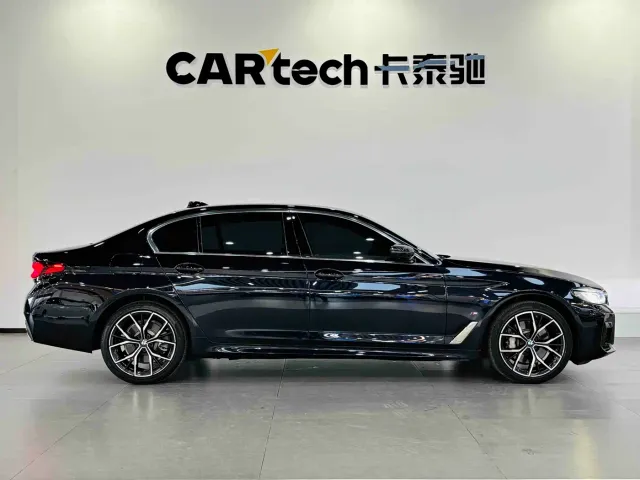 BMW 5 Series — Фото автомобиля 4