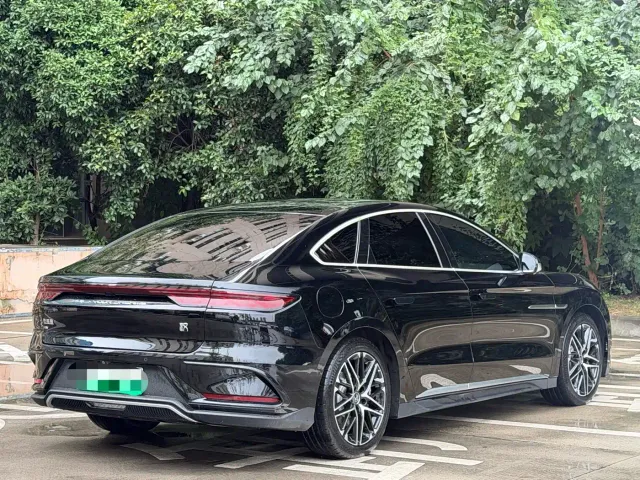 BYD Han — Фото автомобиля 15