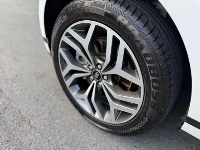 Land Rover Range Rover Evoque — Фото автомобиля 11