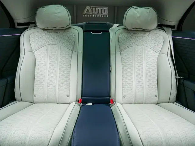Bentley Flying Spur — Фото автомобиля 14