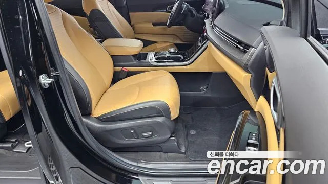 Kia Carnival Generation 4 — Фото автомобиля 12