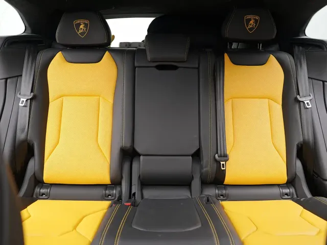 Lamborghini Urus — Фото автомобиля 13