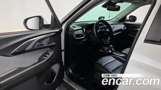 Chevrolet Trailblazer — Фото автомобиля 10