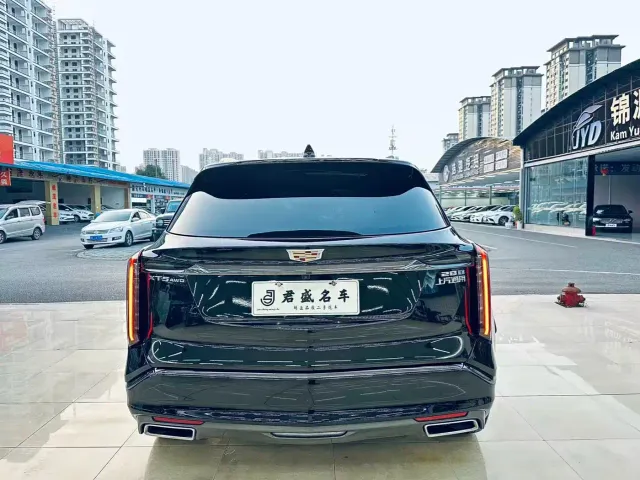 Cadillac XT5 — Фото автомобиля 8