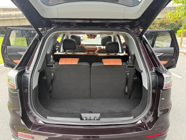 Chery Tiggo 8 PLUS — Фото автомобиля 16