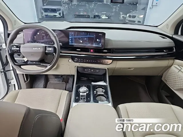 Kia Carnival — Фото автомобиля 7