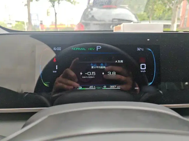 BYD Qin L — Фото автомобиля 3