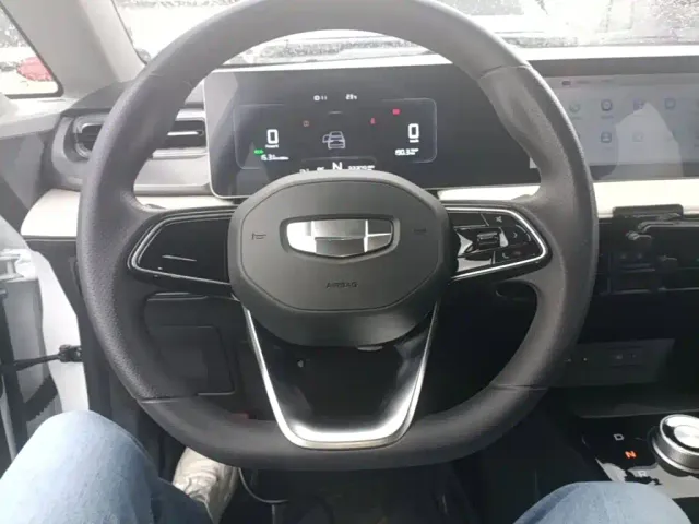 Geely Geometry E Firefly — Фото автомобиля 10
