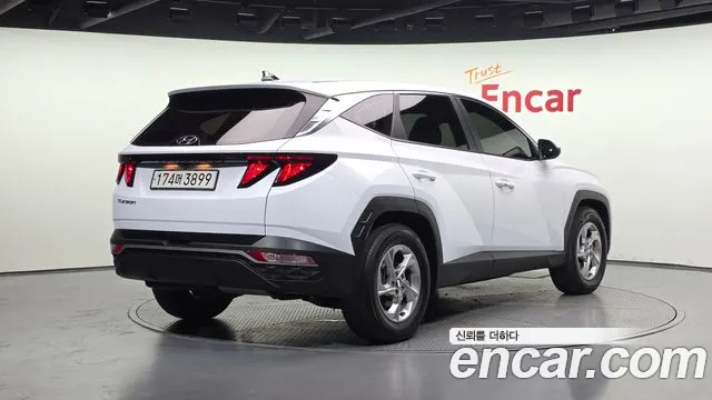 Hyundai Tucson Tucson (NX4) Дизель 2.0 2WD — Фото автомобиля 2