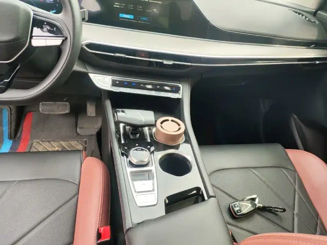 Changan Eado — Фото автомобиля 13