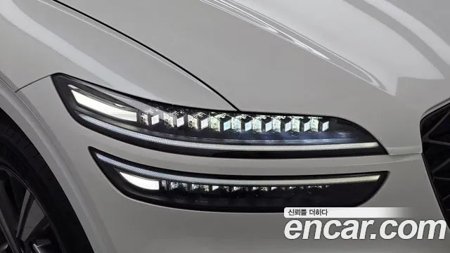 Genesis GV70 — Фото автомобиля 7