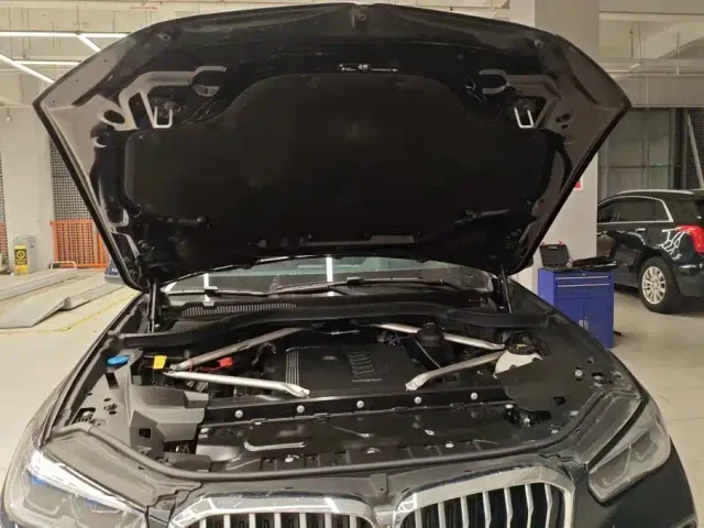 BMW X5 — Фото автомобиля 8