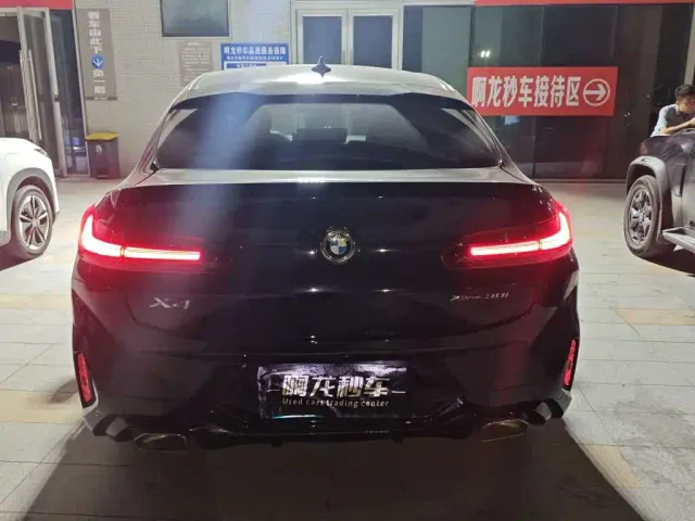 BMW X4 — Фото автомобиля 6