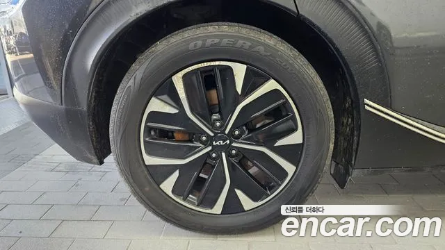 Kia EV6 — Фото автомобиля 5
