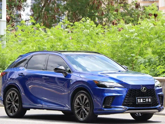 Lexus RX — Фото автомобиля 3