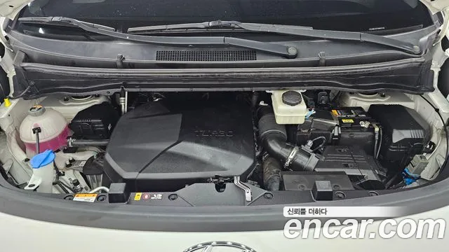 Hyundai Staria — Фото автомобиля 9