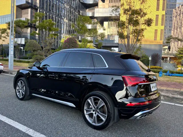Audi Q5L — Фото автомобиля 6