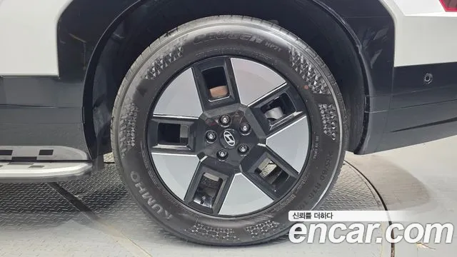 Hyundai Santa Fe MX5 — Фото автомобиля 6