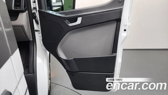 Hyundai Solati Solati 15 мест — Фото автомобиля 22