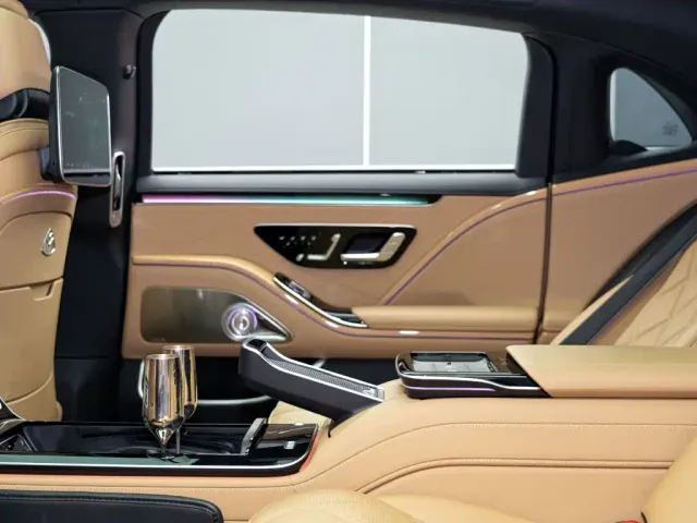 Mercedes-Benz Maybach S-Class — Фото автомобиля 23