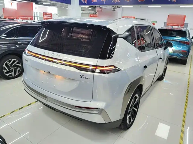 GAC Aion Y — Фото автомобиля 6