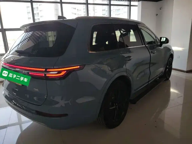 Li Auto ONE — Фото автомобиля 6