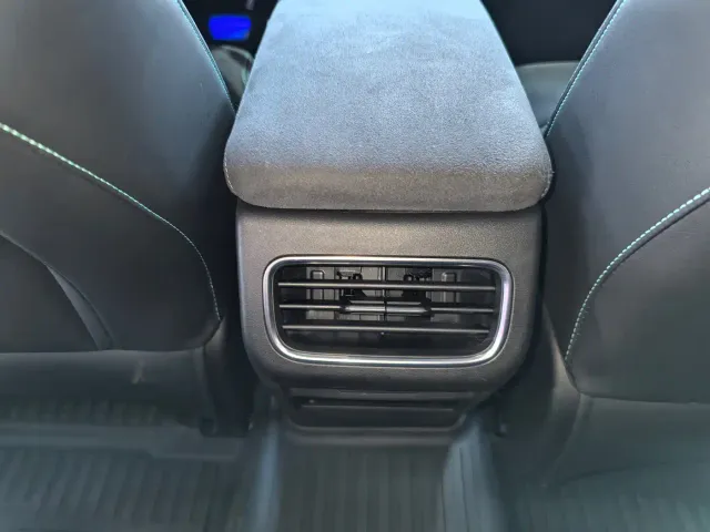Geely Galaxy L6 — Фото автомобиля 15