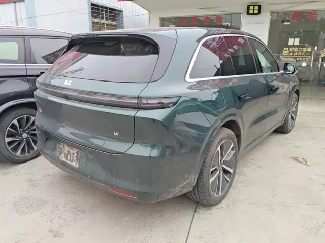 Li Auto L6 — Фото автомобиля 3