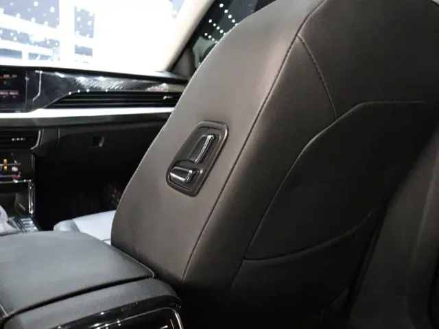 Volkswagen Passat — Фото автомобиля 9