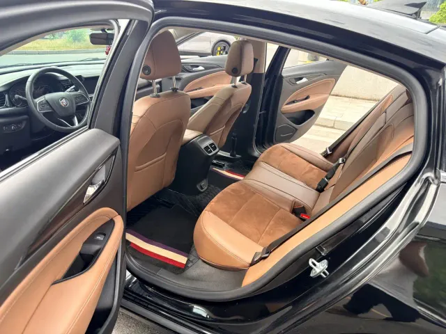 Buick Regal — Фото автомобиля 10