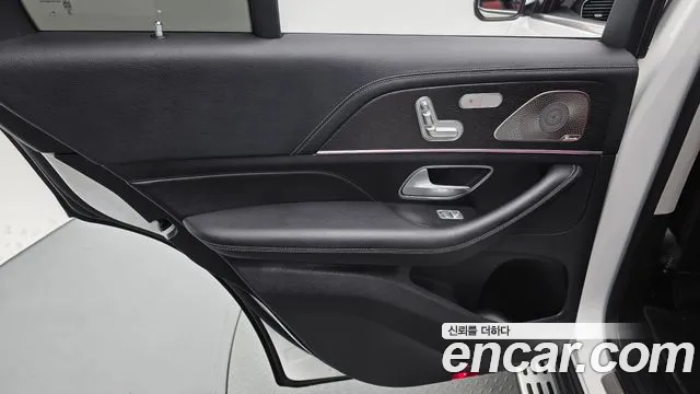 Mercedes-Benz GLE-Class — Фото автомобиля 14