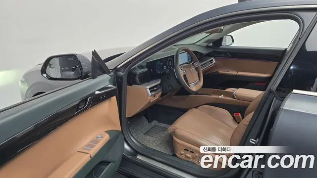 Hyundai Grandeur GN7 — Фото автомобиля 15