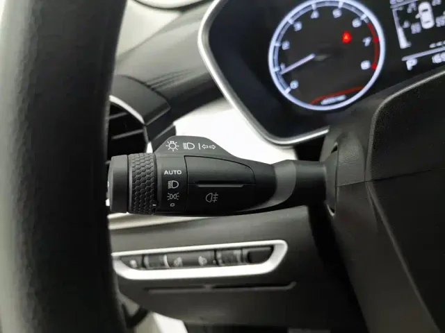 Geely Binyue — Фото автомобиля 21
