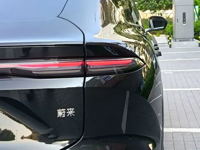 Nio EC6 — Фото автомобиля 23