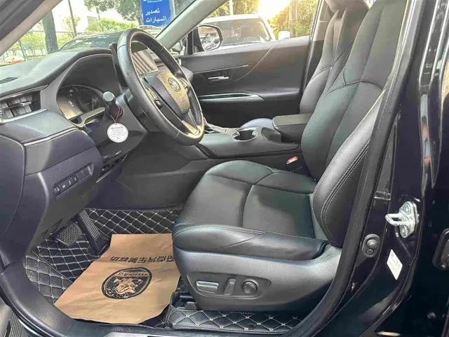Toyota Harrier — Фото автомобиля 9