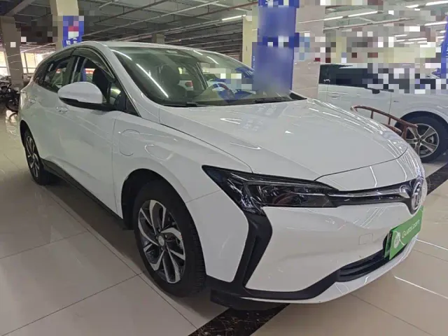 Buick Velite 6 — Фото автомобиля 3