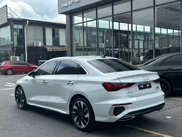 Audi A3 — Фото автомобиля 12