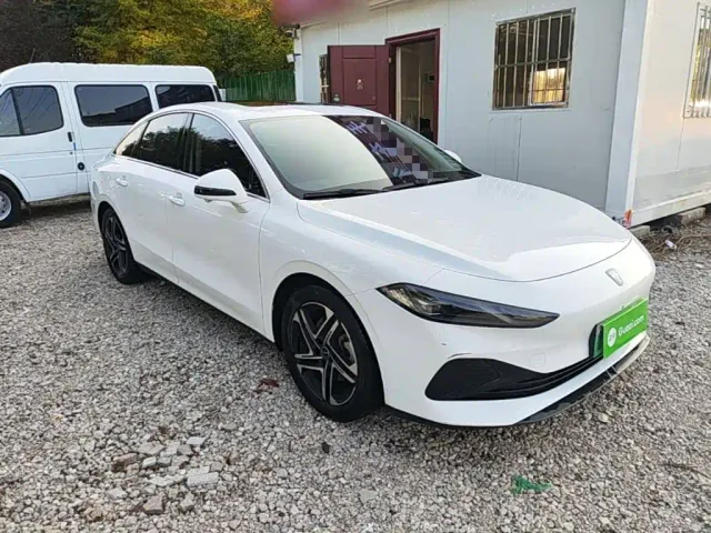 Roewe D7 — Фото автомобиля 3