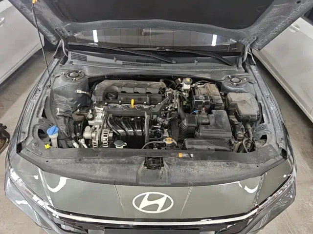 Hyundai Elantra — Фото автомобиля 19