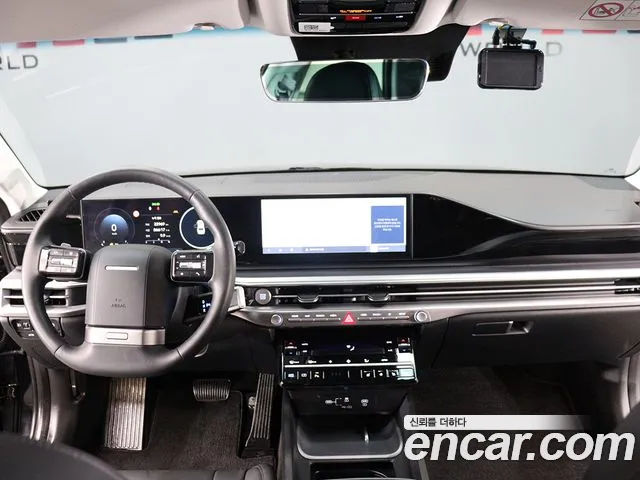 Hyundai Grandeur Grandeur (GN7) 2.5 Бензин 2WD — Фото автомобиля 14