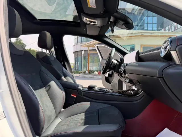 Mercedes-Benz A-Class — Фото автомобиля 13