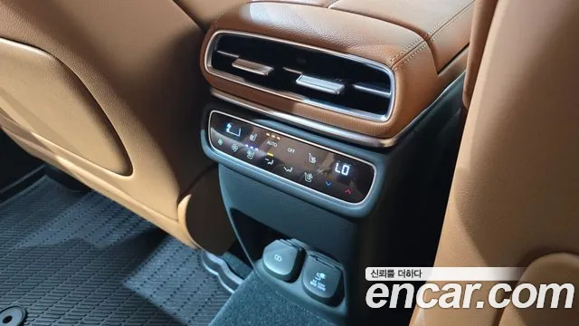 Genesis GV80 — Фото автомобиля 18