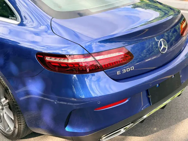 Mercedes-Benz E-Class — Фото автомобиля 13