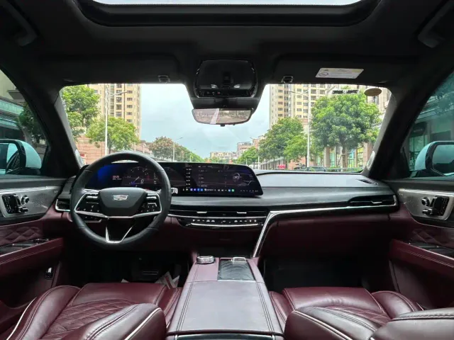 Cadillac CT6 — Фото автомобиля 30