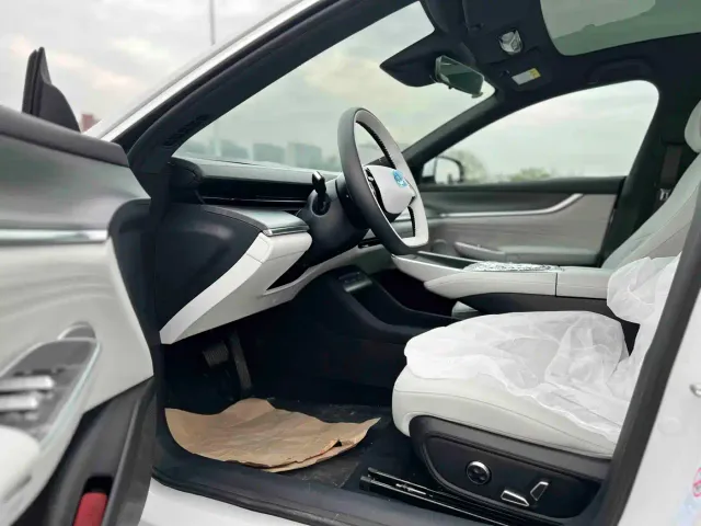Changan Qiyuan A07 — Фото автомобиля 9