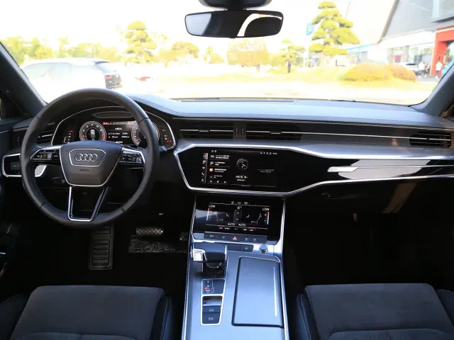 Audi A6L — Фото автомобиля 4