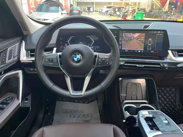 BMW X1 — Фото автомобиля 7