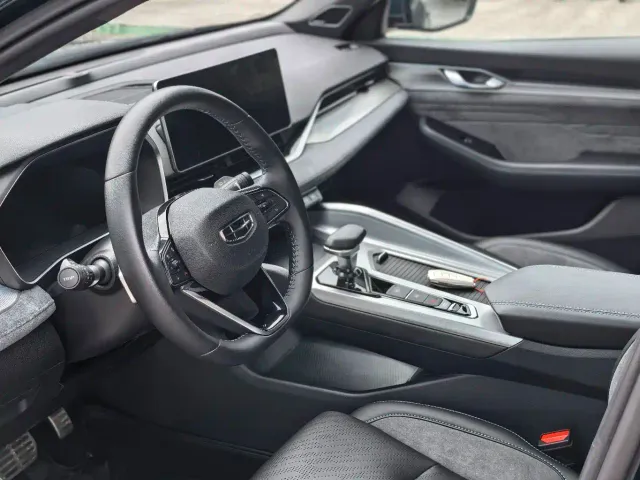 Geely Xingrui — Фото автомобиля 8